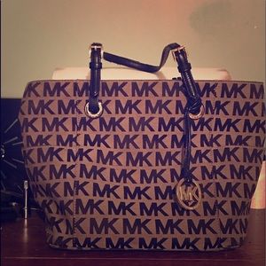 Michael Kors purse
